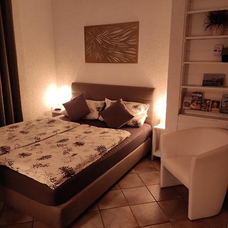 Gaeste Apartement Casa Luber Thalmassing  Экстерьер фото
